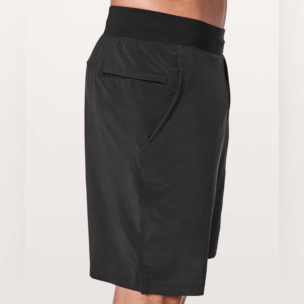 Lululemon T.H.E. Short *9" Updated in Black